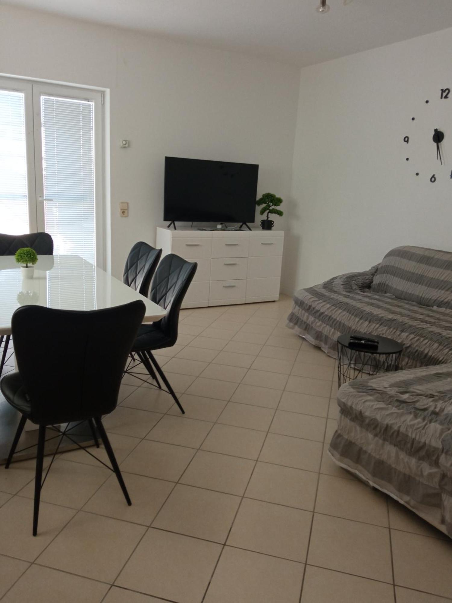 Apartman Carpe Diem Sutomiscica Exteriér fotografie